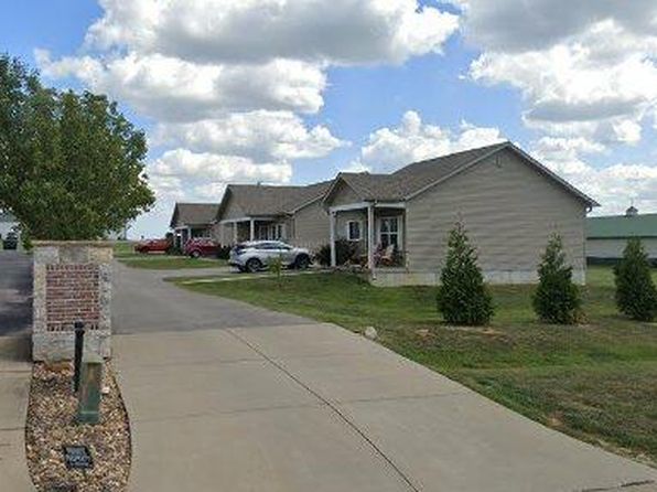 1806 Janna Ln #1D, Sparta, IL 62286