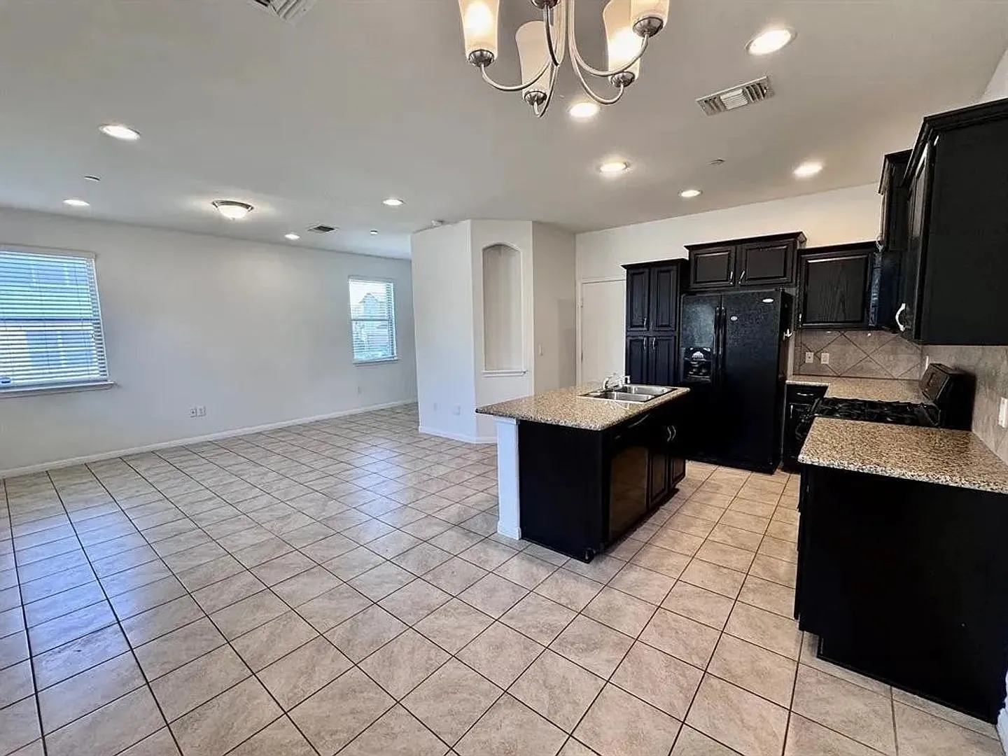 Room in 3 Bedroom Home at Zodiac Ln — Photo 2