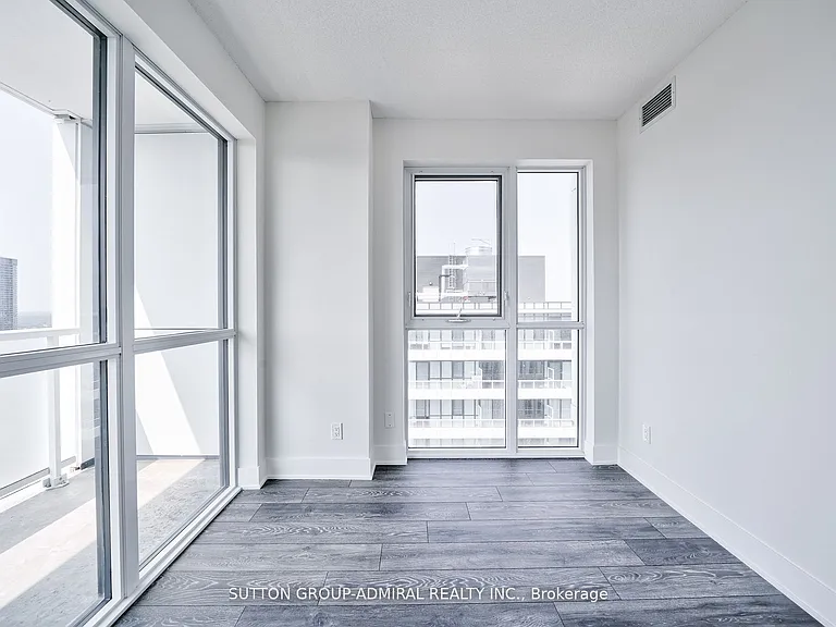 188 Fairview Mall Dr #2115 — Photo 14