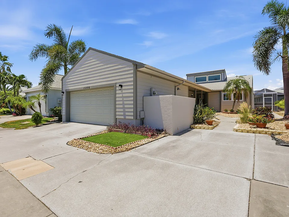 11206 Longwood Ct