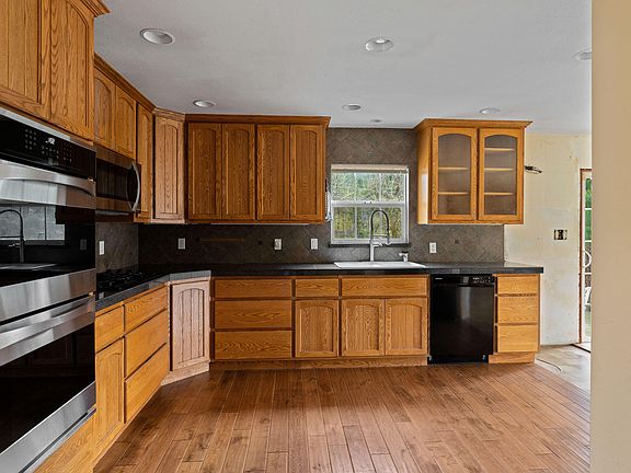 4th image of 7511 Hugo Rd