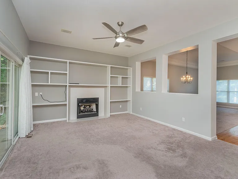 3169 Glenview Dr — Photo 29