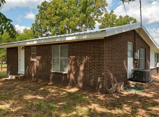 403 Lakeshore Loop, Tow, TX 78672