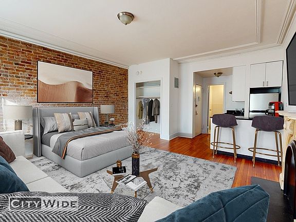 2nd image of 37 E 65th St #3E