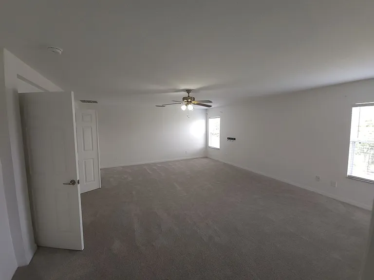 912 N Jacks Lake Rd — Photo 26