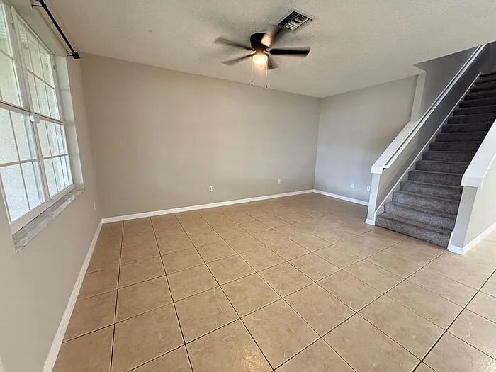 3421 Home Town Ln — Photo 7