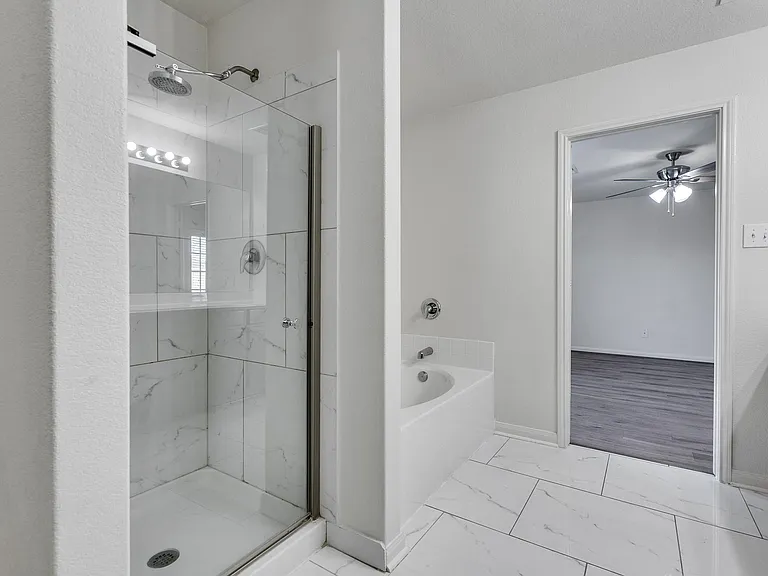 22419 Iron Mill Dr — Photo 25
