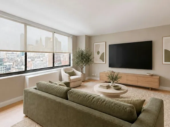 155 East 31st Street image 1 of 12