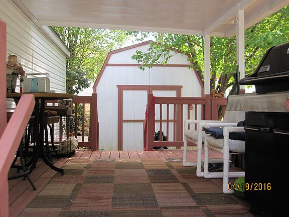 4th image of 11 Crocus Dr
