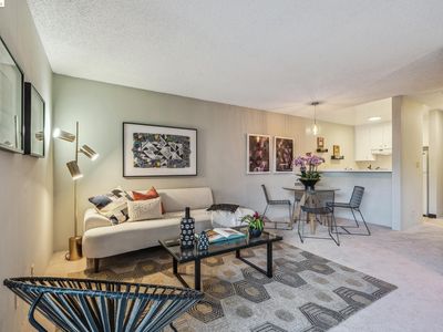 288 Whitmore St APT 210, Oakland, CA, 94611