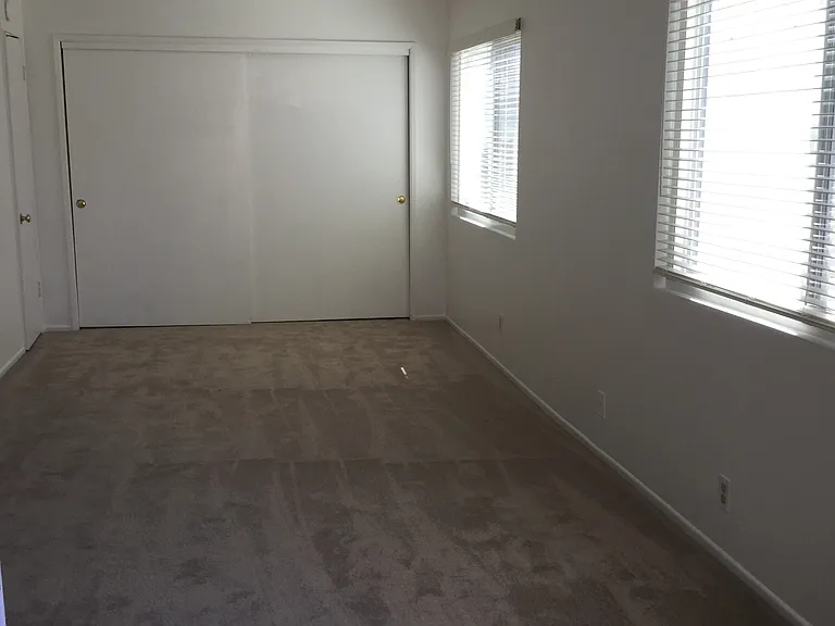 5115 Seabreeze Way — Photo 5