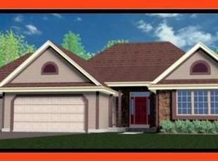 264 Acadia Ave, Hartford, WI 53027