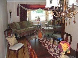 67 Cuba Hill Rd, Greenlawn, NY 11740