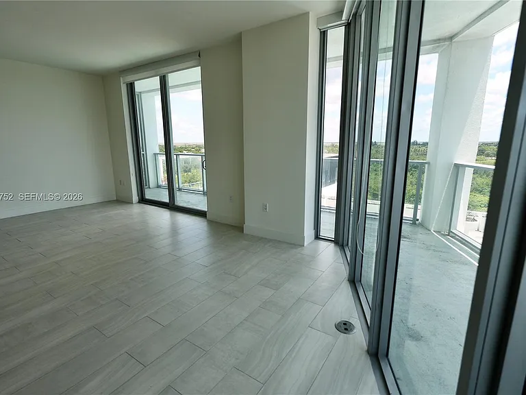 2000 Metropica Way #810 — Photo 3