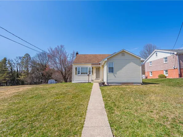 424 N 10th St, Lehighton, PA 18235