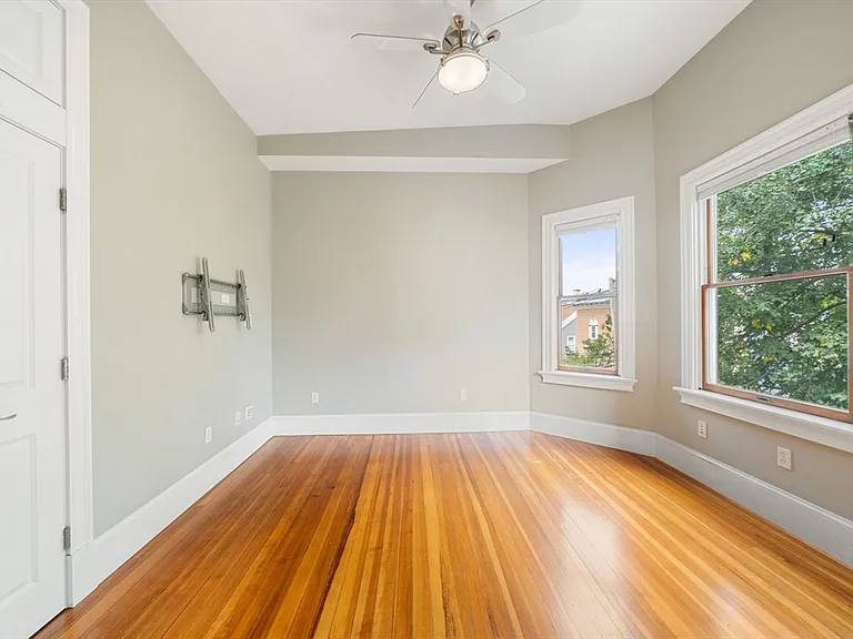 118 Perkins St #3 — Photo 21