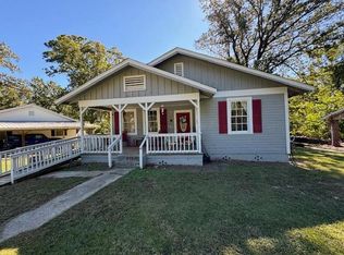 491 11th Ave NE, Graysville, AL 35073