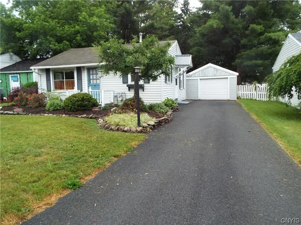 602 Bailey St, Chittenango, NY 13037