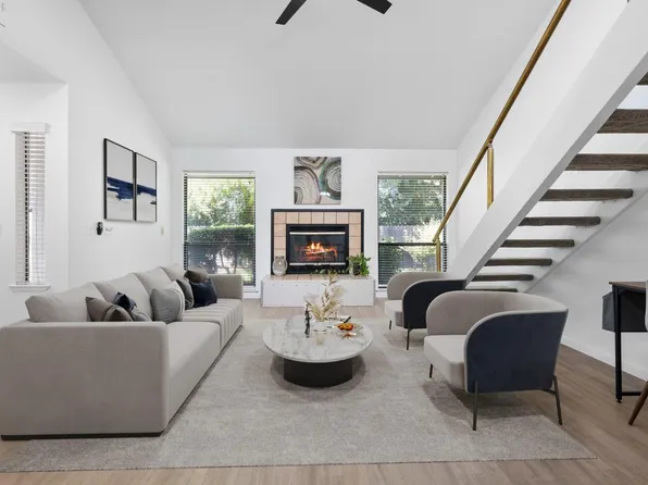 3557 Gold Creek Ln, Sacramento, CA 95827
