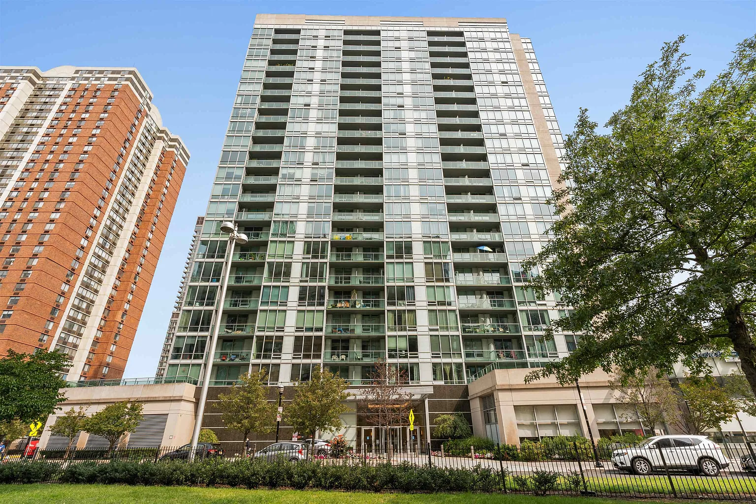 20 Newport Pkwy APT 1007 photo 1