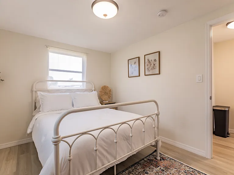 1611 Florence Ave #B — Photo 41