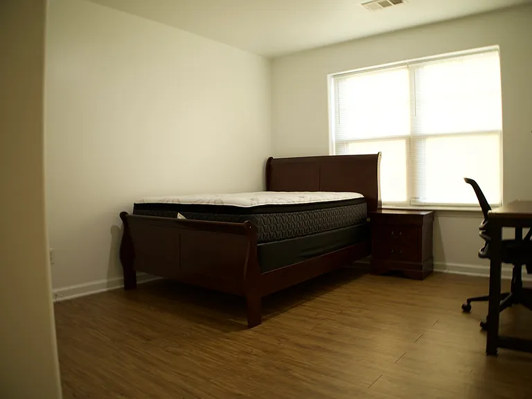 College Center Apartments — Photo 102