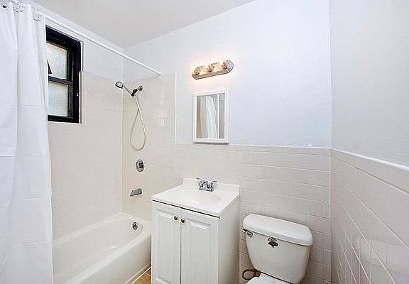 5th image of 152 Lexington Ave #4B