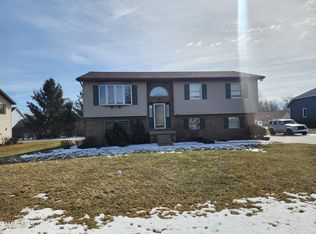661 Tree Ln, Duncansville, PA 16635