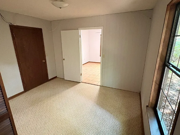 6329 Rolling Hills Dr — Photo 15