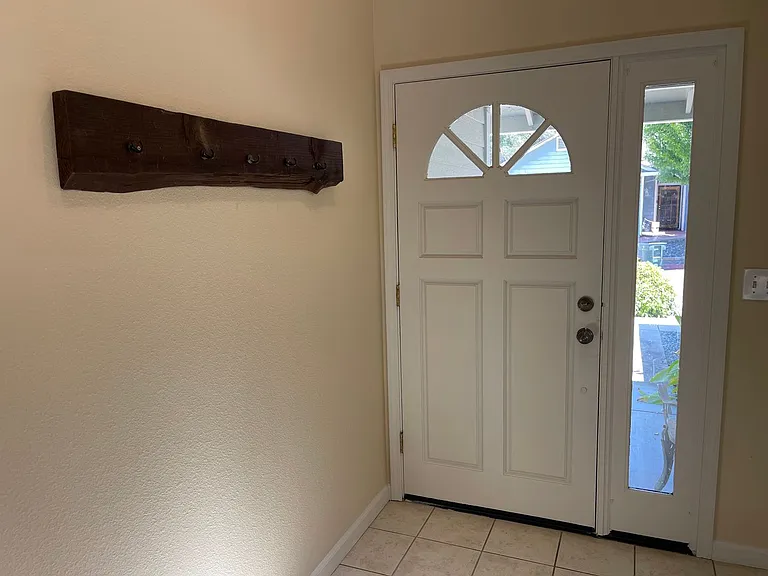 143 Goldenwest Ct — Photo 12