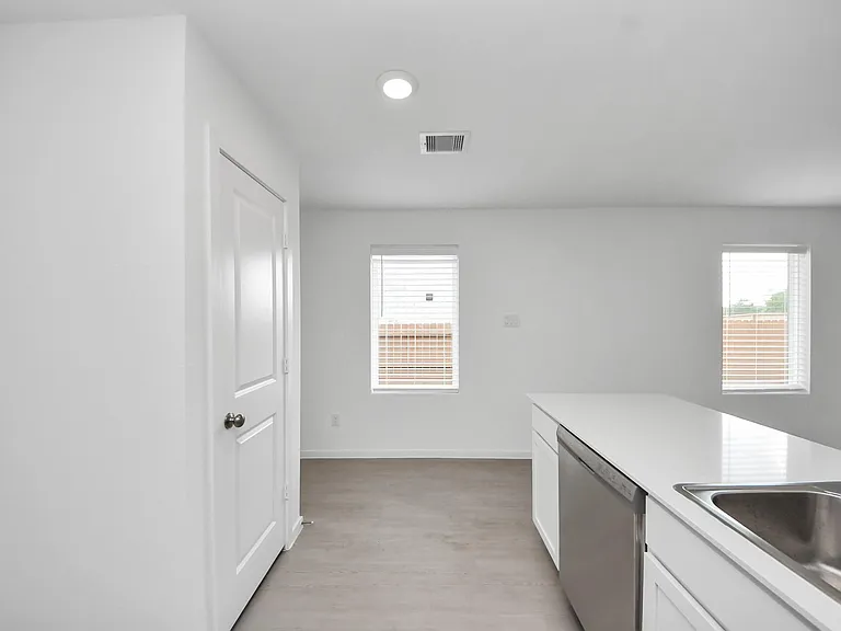 7730 Lavender Jade Dr — Photo 14