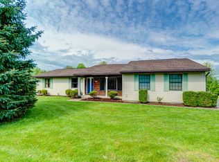 6440 Dubois Rd, Lewis Center, OH 43035