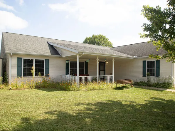 4815 Pinion Cir, Columbus, IN 47201