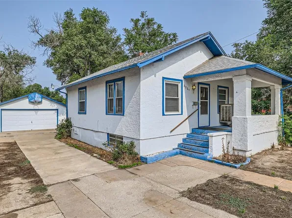 2221 Oakland Ave, Pueblo, CO 81004