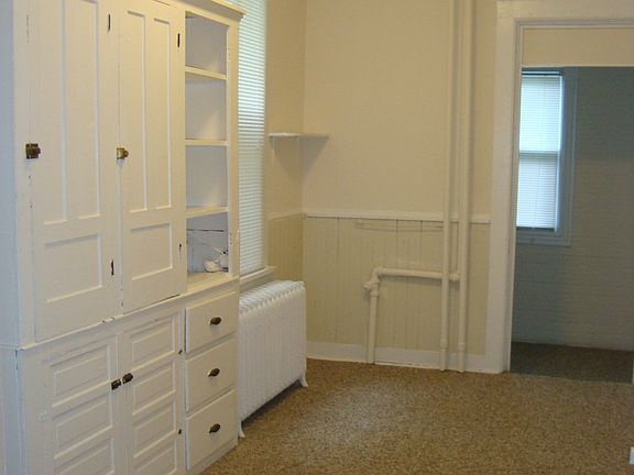 3rd image of 315 N Pinckney St #2186682