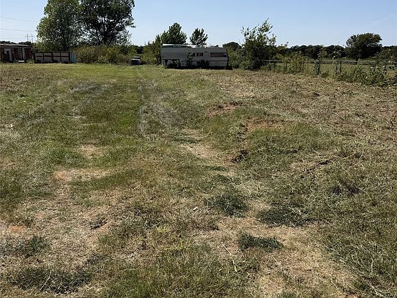 4th image of 4717 Thomas Acres Rd