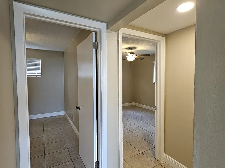 1200 Blue Heron Blvd W #5 — Photo 7