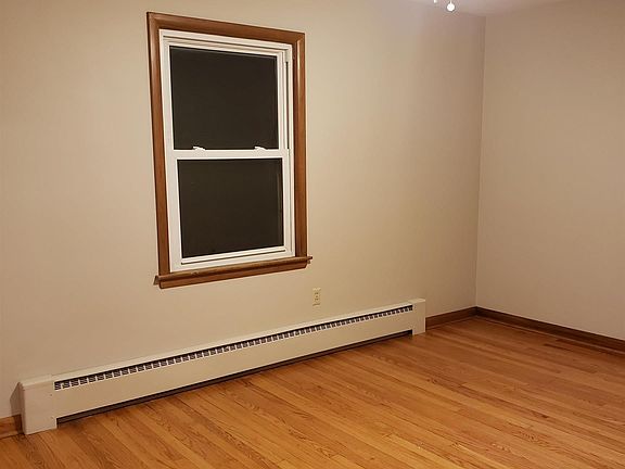 3rd image of 4637 5th Ave