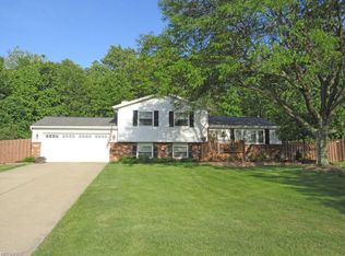 8531 Yorkview Dr, North Royalton, OH 44133