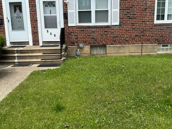 908 Lincoln Ter, Chester, PA 19013