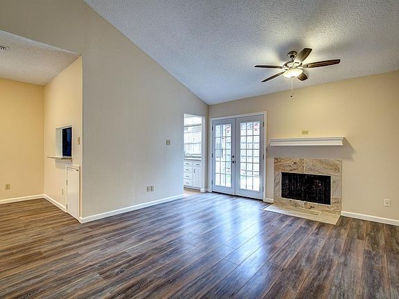 4th image of 14151 Montfort Dr APT 275