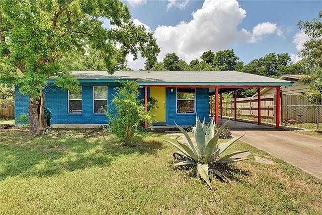 1st image of 303 White Oak Dr