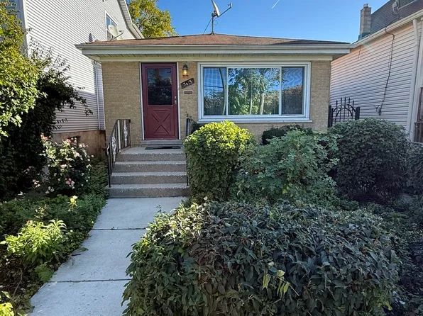 3415 N Kenton Ave, Chicago, IL 60641