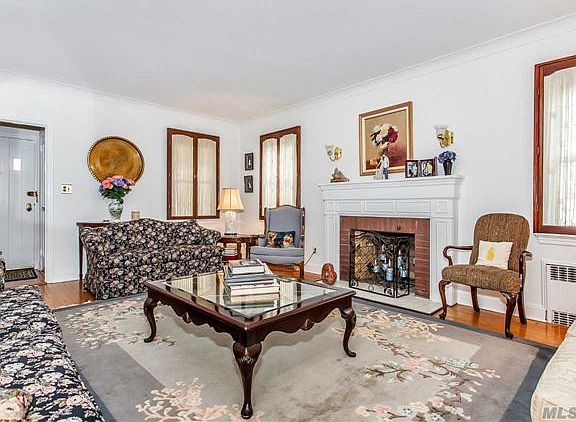 3rd image of 111 Foster Ave