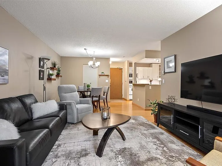 1671 Plessis Rd #112 — Photo 12