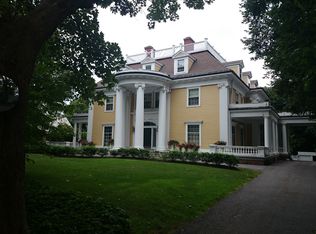 300 Kent St APT 1, Brookline, MA 02446