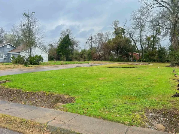 710 Burton Ave, Orange, TX 77630