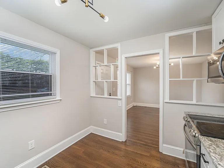 6037 Ingleside Dr #B — Photo 3
