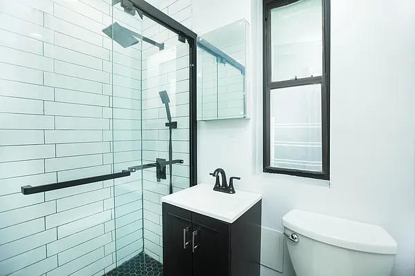 Rented by Arden Realty Corp. | media 21