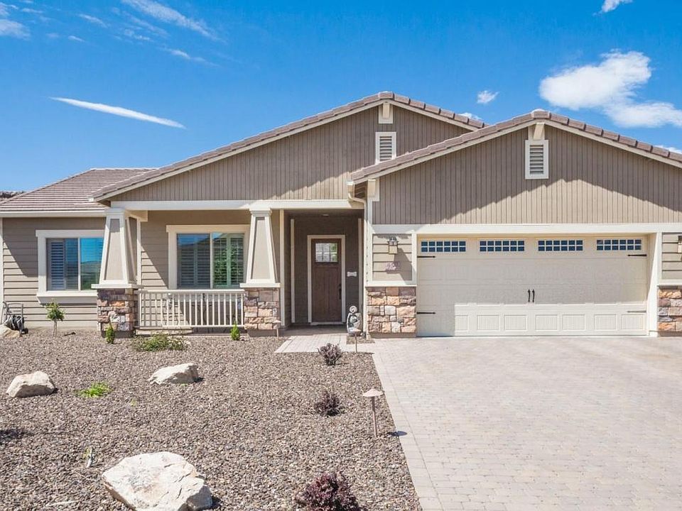 1st image of 450 Casa De Campo Dr